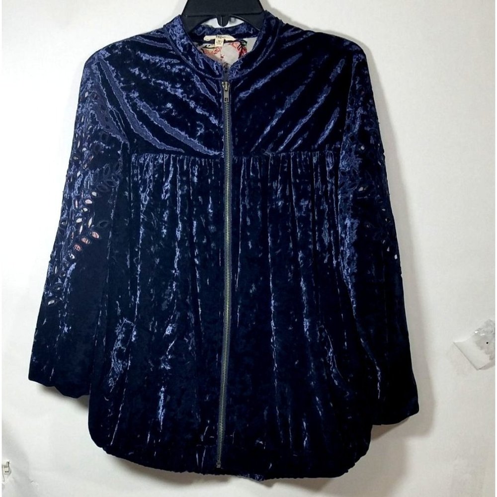 Entro Jacket Womens Size Medium blue Navy cut-out detail super soft zip up loose